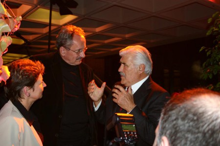 Der Münchner Oberbürgmeister im Gespräch mit Mario Adorf (2005). Bild: Michael Lucan